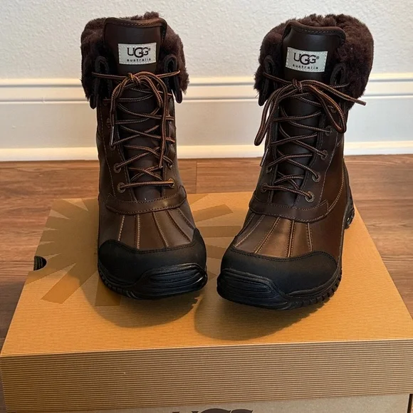 ❄️NEW❄️ UGG Adirondack II Obsidian Boots - Picture 2 of 12